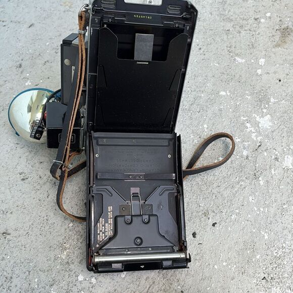 Polaroid automatic 240 land camera - Picture 6 of 6